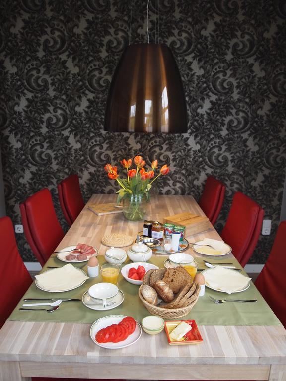 Bed and Breakfast De Energiek à Wehe-den Hoorn Extérieur photo